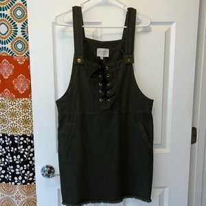 Overall Dress size Large